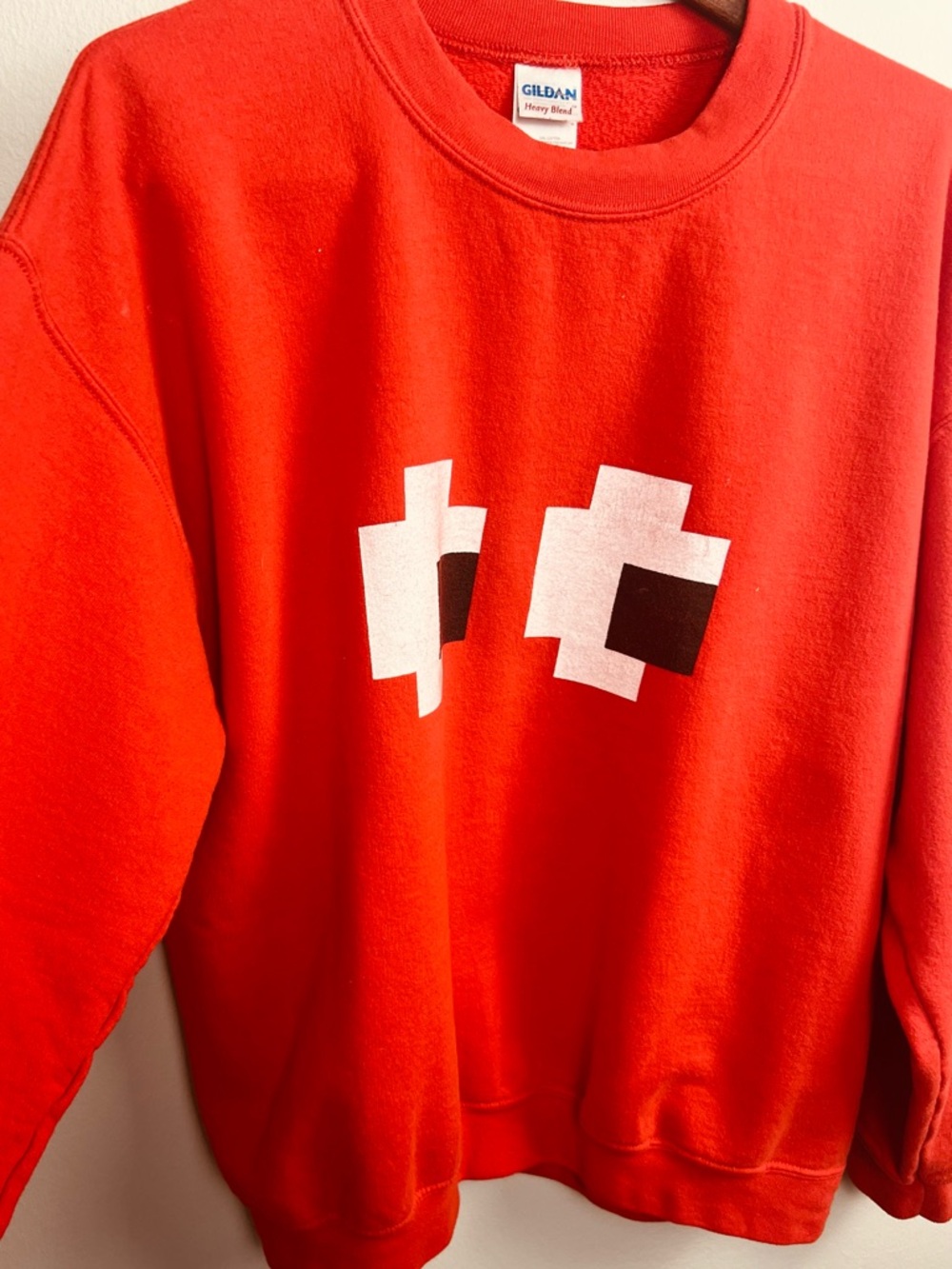 Vintage Pac-Man Ghost Crewneck Sweatshirt – Red Gildan Heavy Blend – Size L
